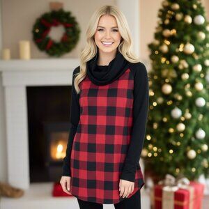 S🎄NEW Womens Black Red Plaid Christmas Top - Cowl Neck Buffalo Plaid Shirt